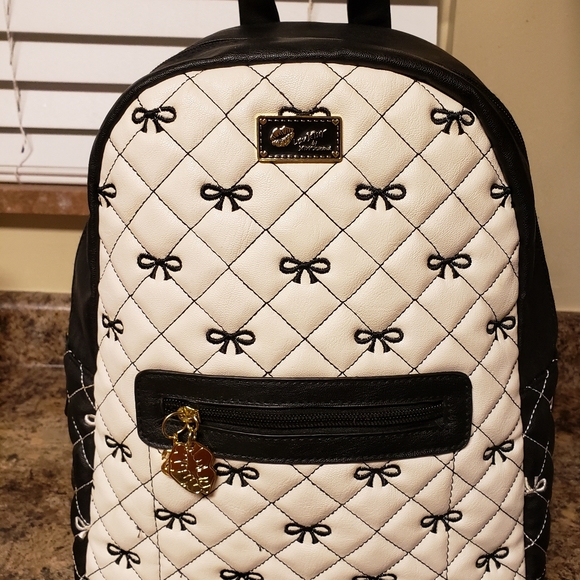 Betsey Johnson Handbags - Betsey Johnson Bow Backpack
